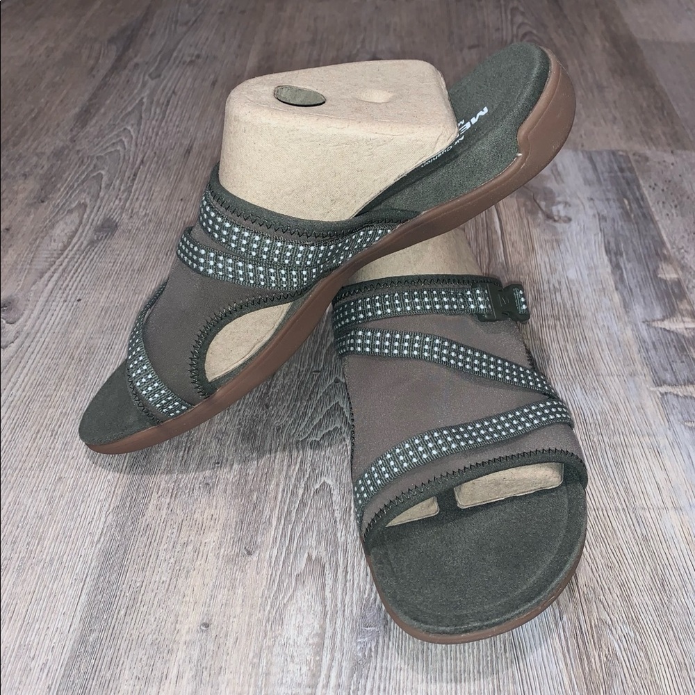 Merrell District Muri Slide